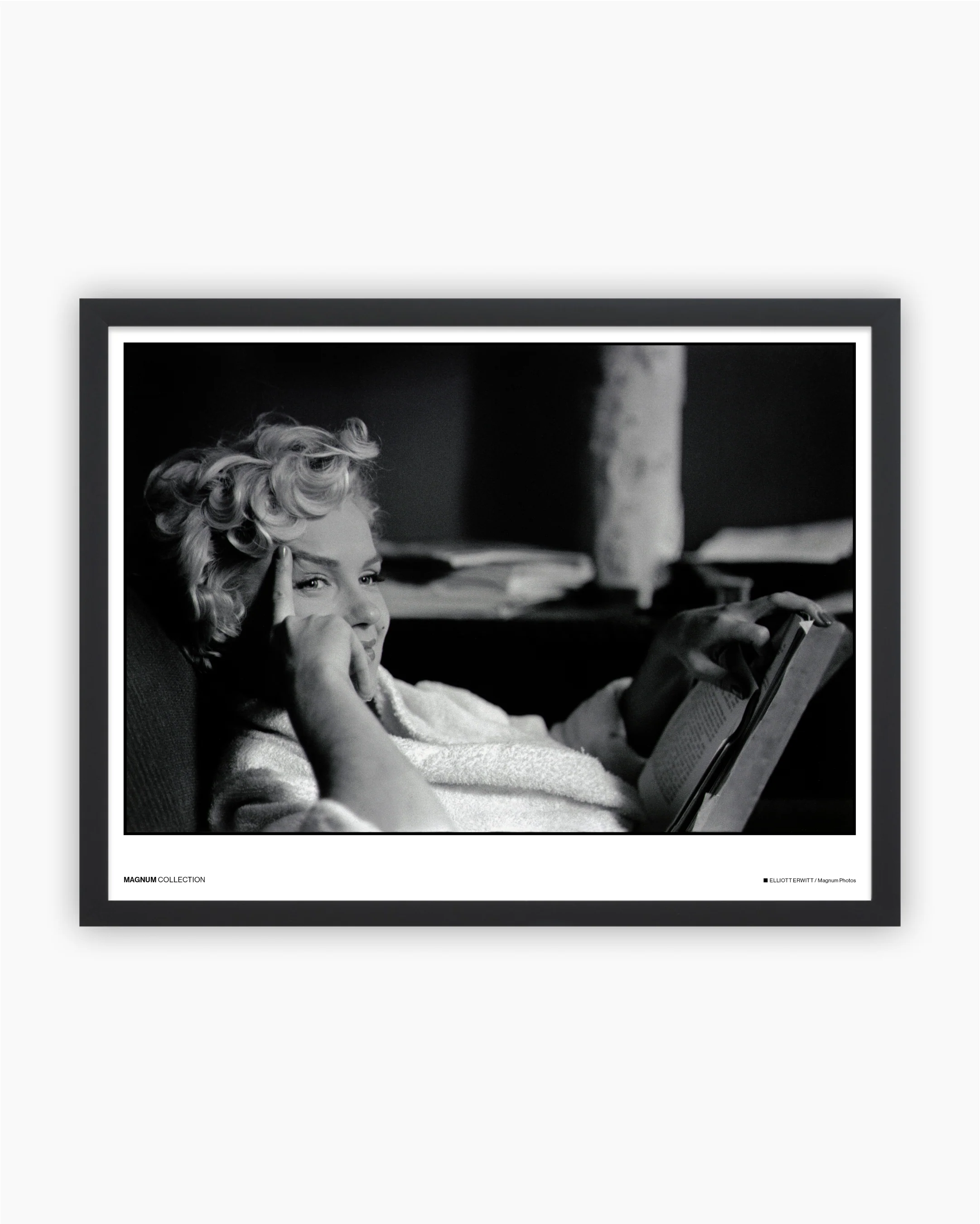 Magnum Poster: Marilyn Monroe, 1956 - Image 2